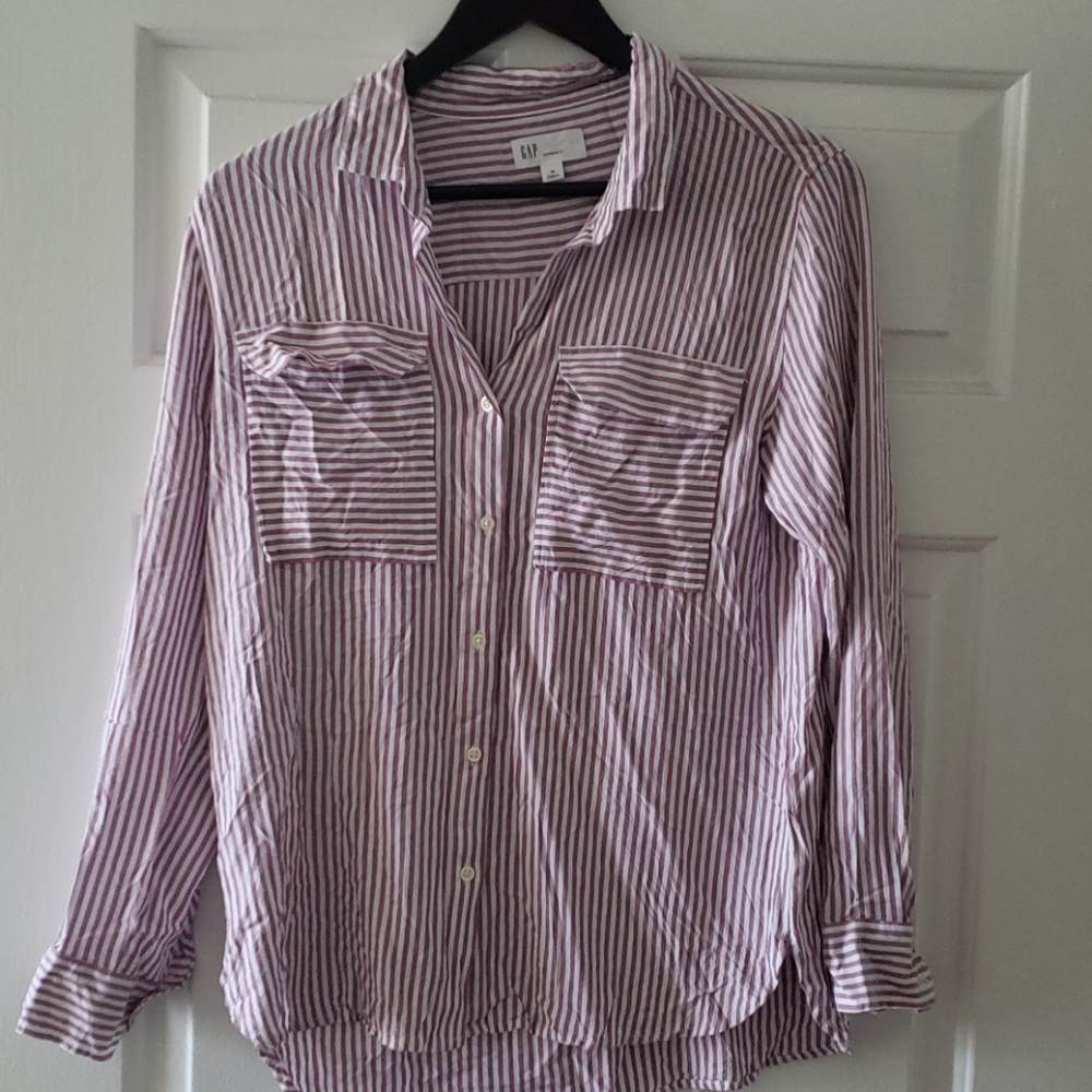 Long sleeved women's blouse
